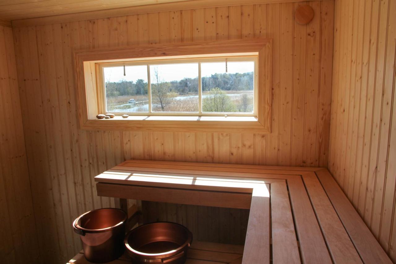 Brobacka Gasthem Bed & Breakfast Jomala Exterior foto
